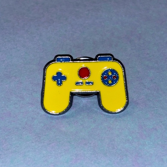 Yellow Video Game Controller Nostalgic Primary Colors Enamel and Metal Pin - Picture 1 of 2